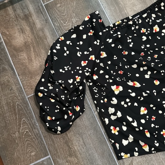 Super cute and unique Halogen from Nordstrom blouse. Sz L - Picture 3 of 5